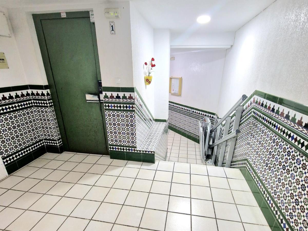 Cozy Apartment With Sea View Torrevieja Exterior foto
